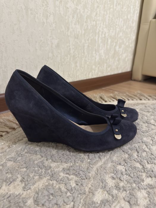 Туфли каждая по 15 тыс