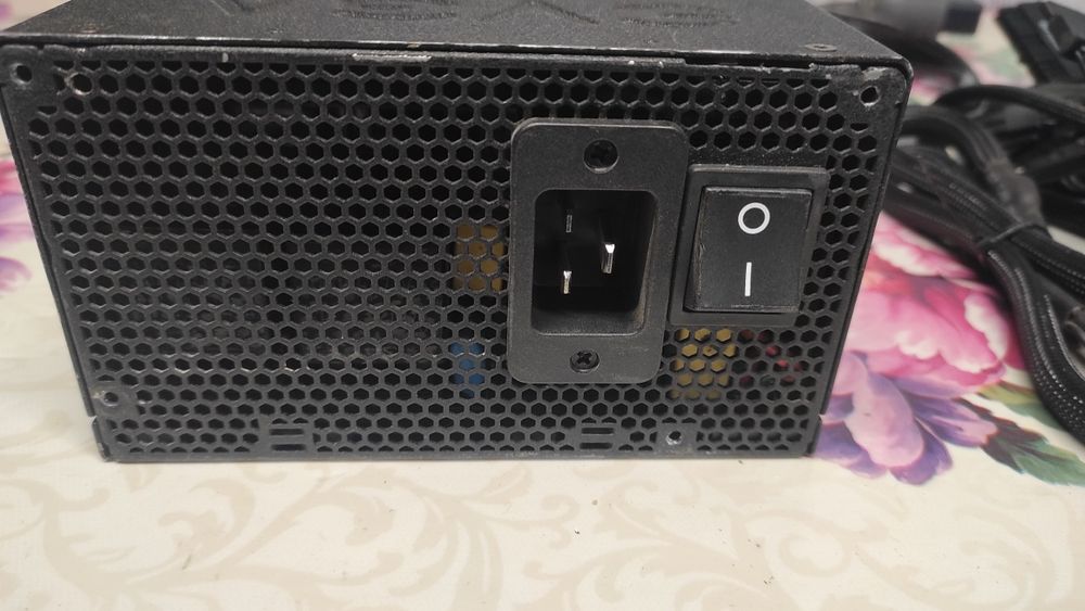 Sursa alimentare pc. EVGA supernova T2. 1600w