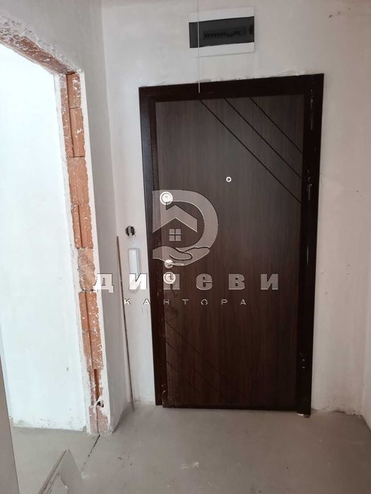 Продава се Двустаен апартамент в Стара Загора, Железник - център - 73 кв.м за 850 €/кв.м - Снимка #5