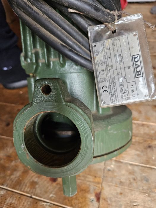 Pompa de apa profesionala 380v, made in Italy,NOUA, cumaprata gresit