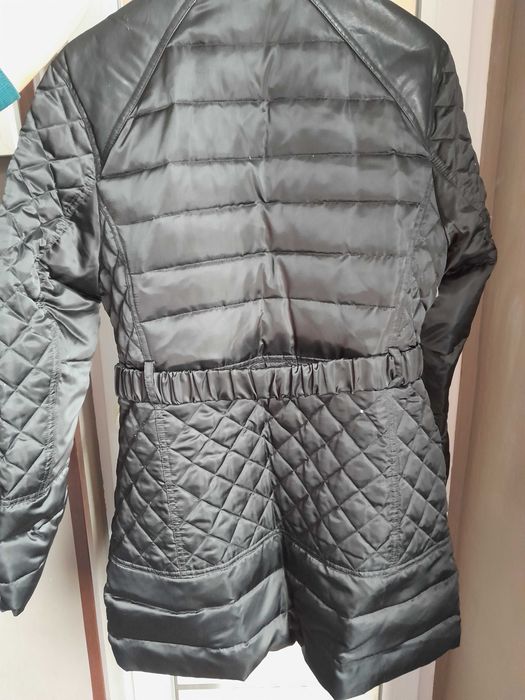 Дамско яке Guess M размер