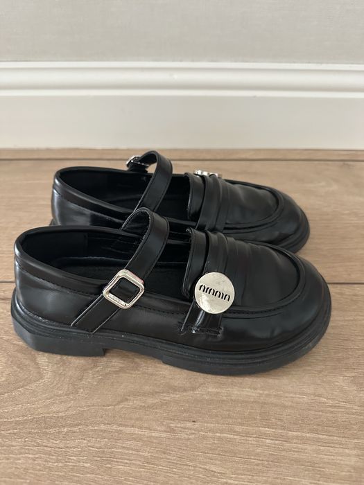 Туфли в школу для девочки