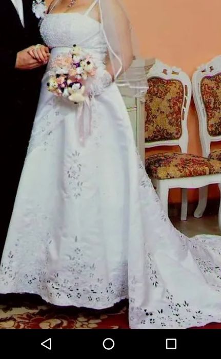 Свадебное платье