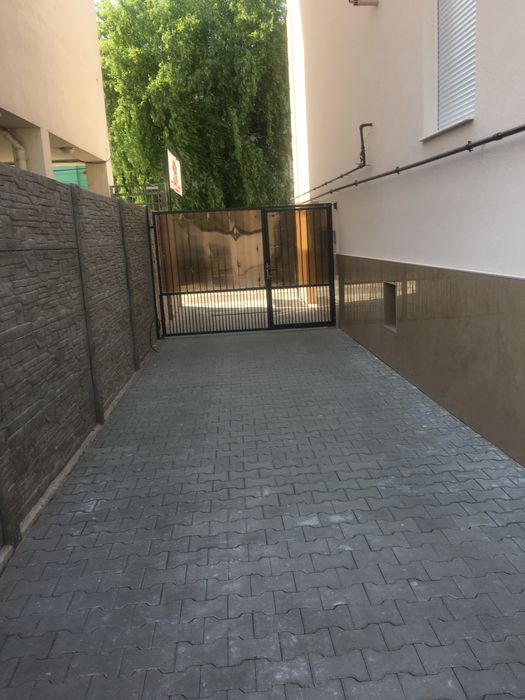 Dau in chirie spatiu pentru birou, cabinete etc in zona centrala