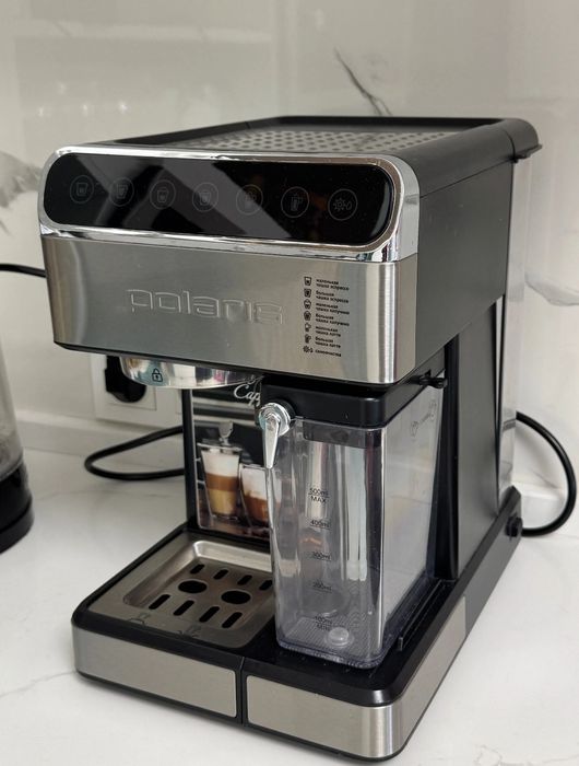 Кофеварка Polaris