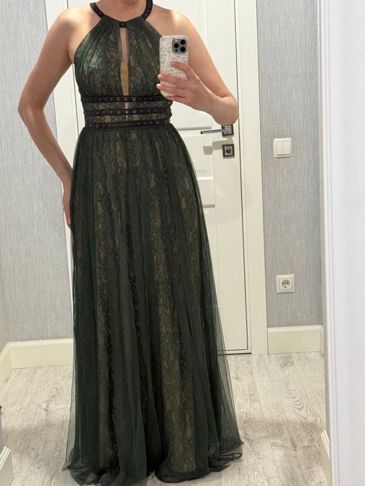 Платье шелковое BCBG