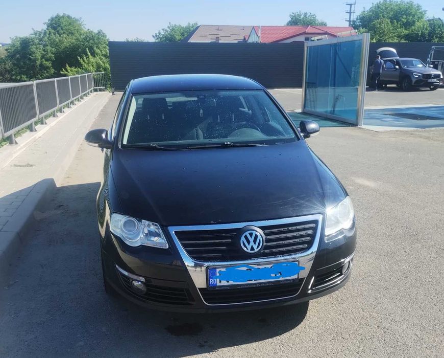 VOLKSWAGEN Passat 2005