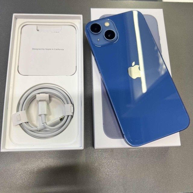Срочно продам iPhone 13 128gb в идеале