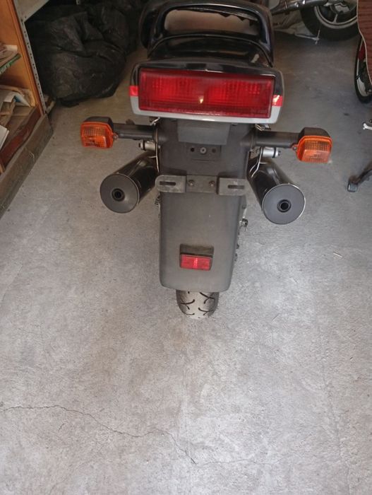 Продавам мотор GPZ Kawasaki 500 S
