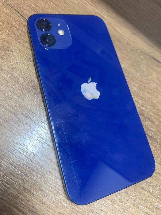 Iphone 12 продается