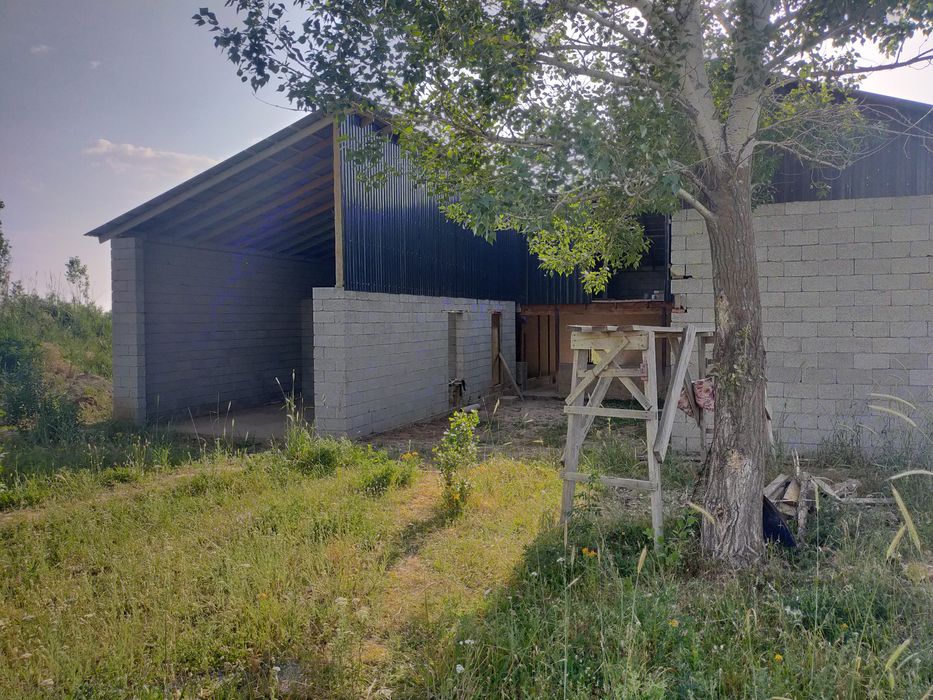 Участок в предгорьях