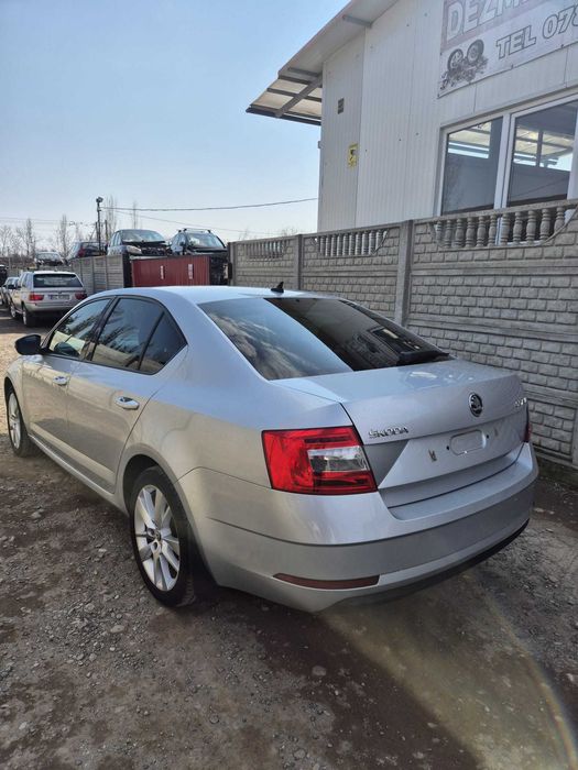Dezmembram Skoda Octavia3 2017 1.6 tdi capota/usa fata/trager