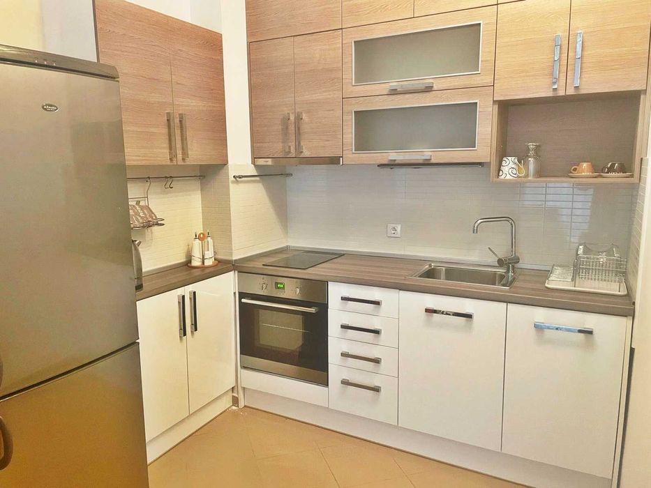 Продава се Двустаен апартамент в к.к. Слънчев бряг - 70 кв.м за 900 €/кв.м - Снимка #3