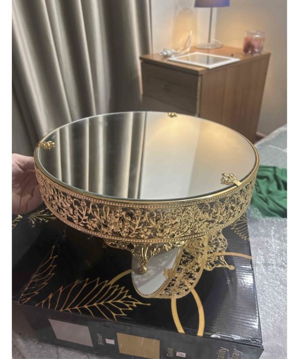 Тортница , тортовница