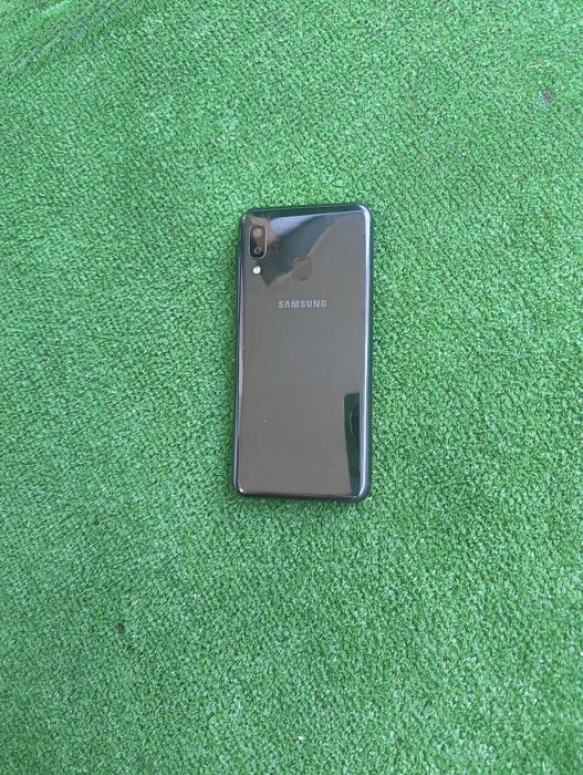 Самсунг Галакси а20е