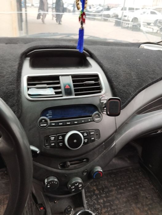 Спарк сотилади 2010 й 1.1мотор мой емайди жовоб келишамиз сотаман Тер