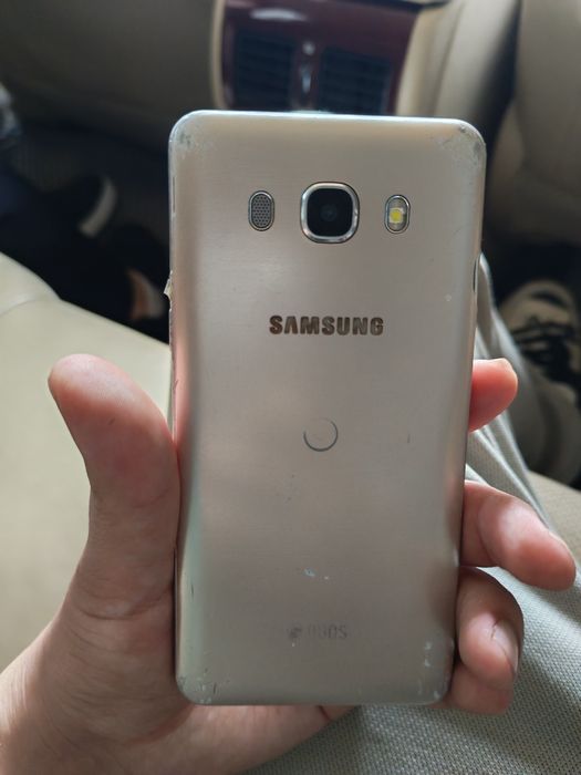 Samsung Galaxy J5 сатылады