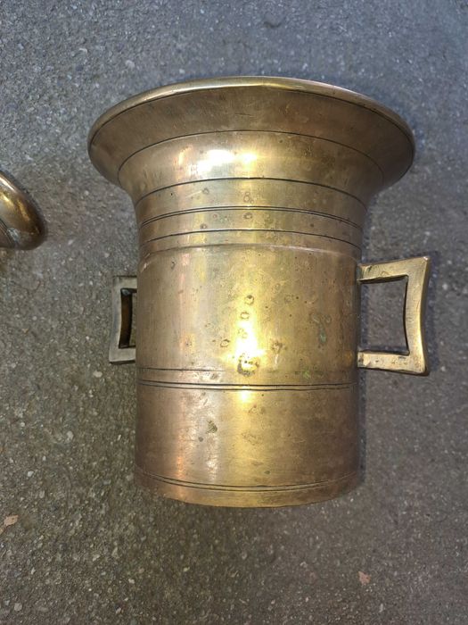 mojar bronz piua bronz 14 kg inaltime 23 cm