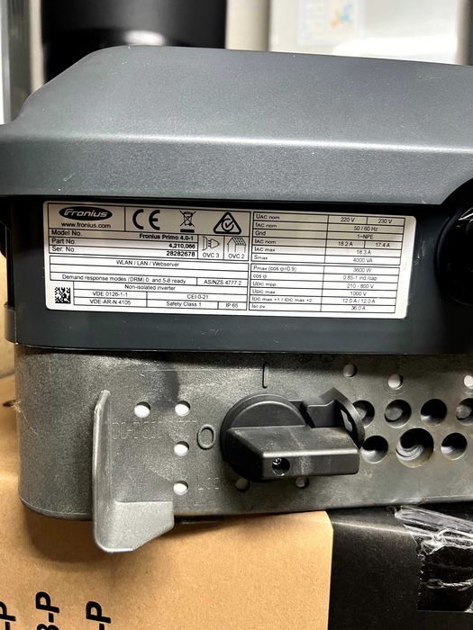 Мрежови инвертор за ток от слънчеви панели Fronius Primo 4.0-1 (4)kW
