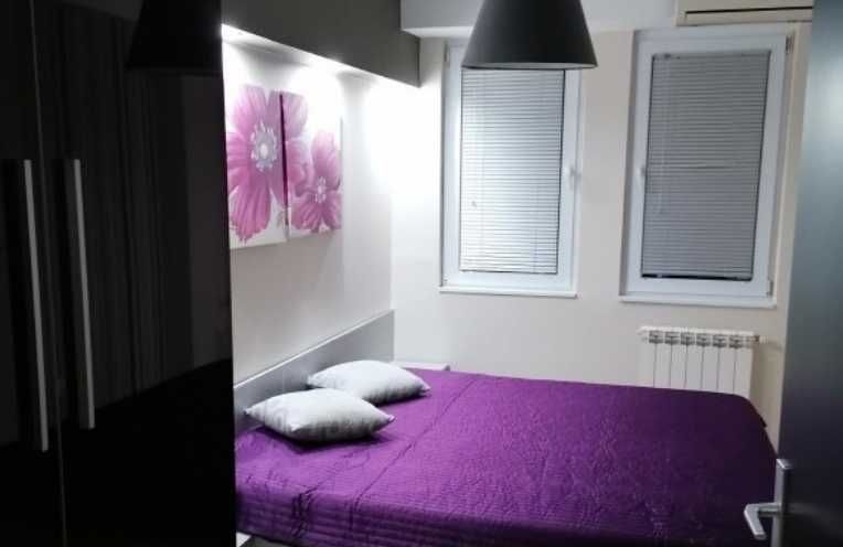 Дава се под наем Двустаен апартамент в Пловдив, Западен - 65 кв.м за 229.5 € - Снимка #1