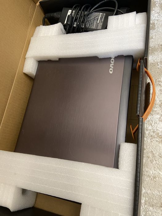 Ноутбук Lenovo IdeaPad Z570