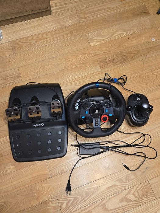 Volan logitech G29 + schimbator logitech H-pattern