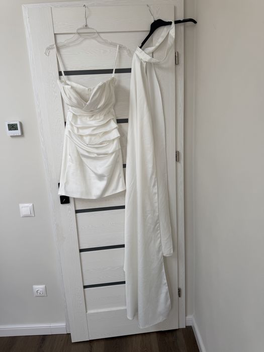 Vand rochie cununie civila cu trena detasabila