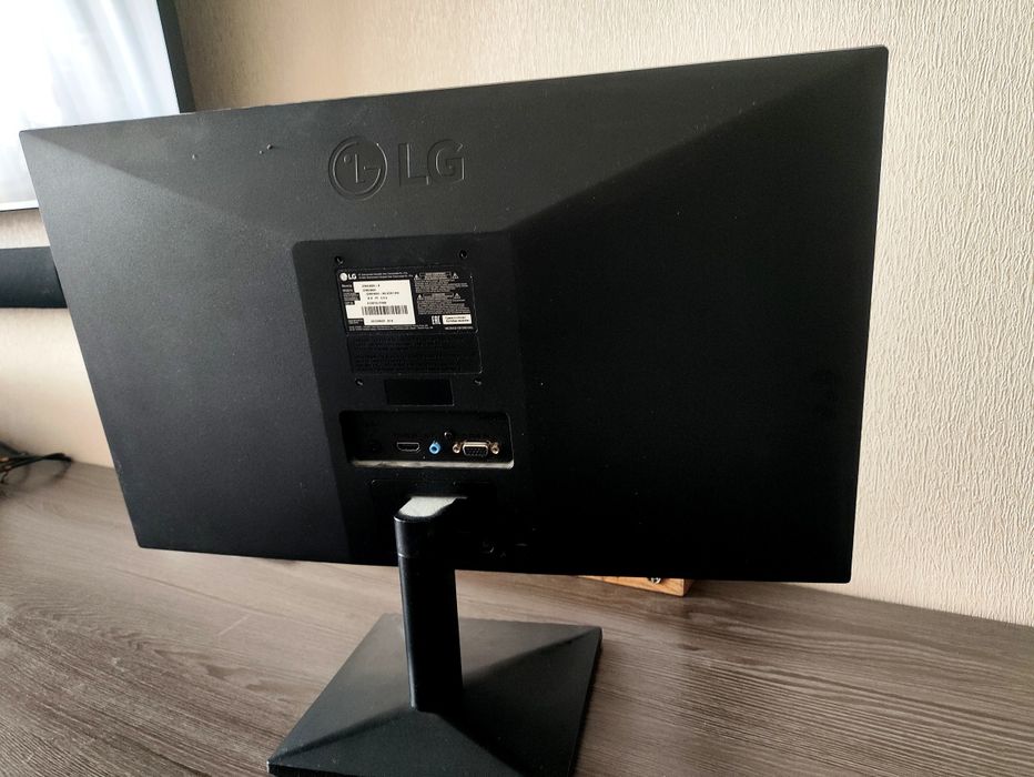 Монитор LG 22MK400H-B