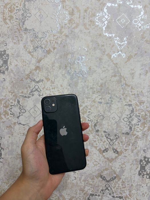iPhone 11 64GB 79%
