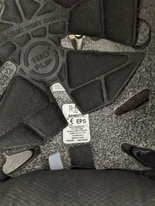 Каска за тротинетка/колело BERN