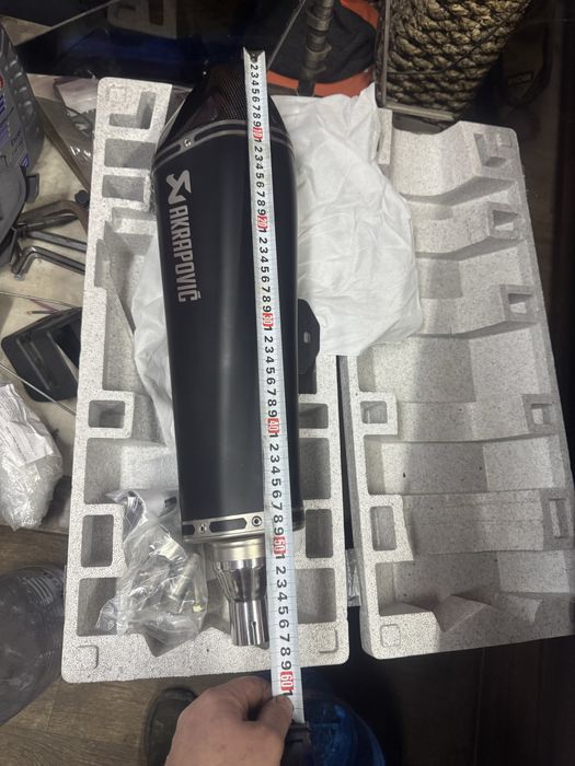 Ауспух за мотор Akrapovic