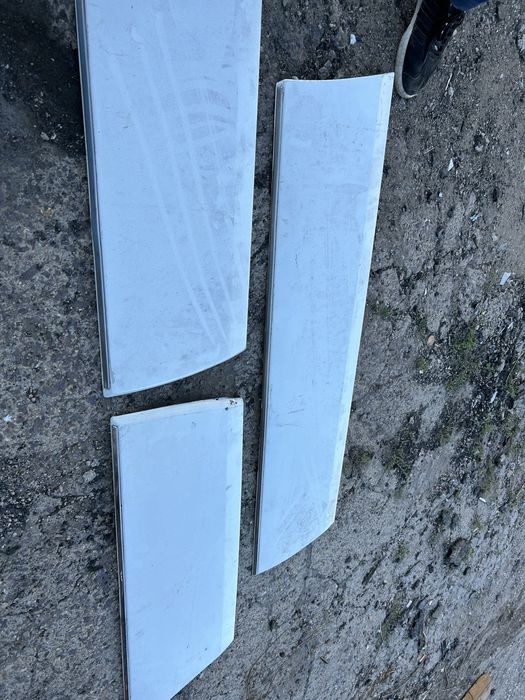 Продам молдинги / накладки на мерс 124
