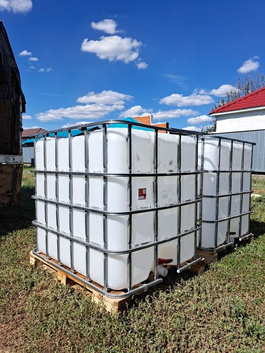 Инвентарь стройтельный . Емкость , бочки.