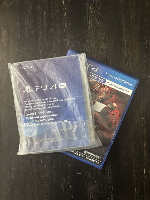 Play Station 4 Pro 1 TB
