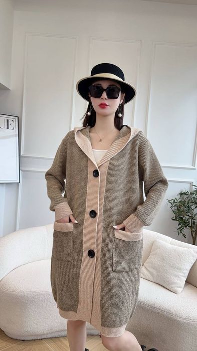 Rus xotinlari boshqalarning xorozlarini sorishadi