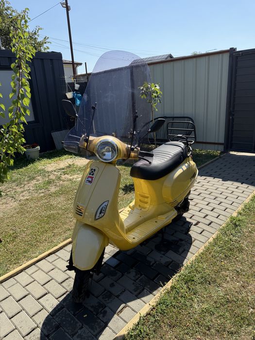 Scuter agm , 25kmh , carte RAR , 8000 km fabricatie 2019 ! foarte economic !