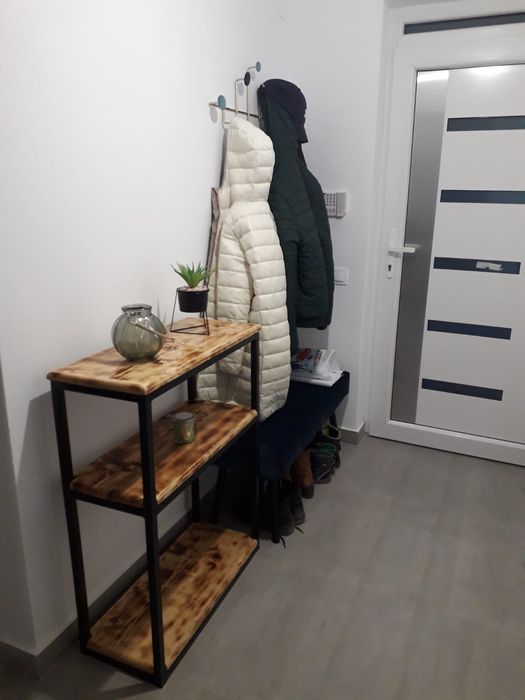 Comoda hol stare foarte buna