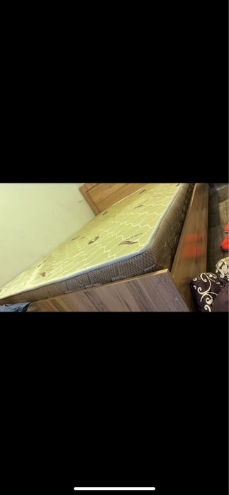 Продам двух спальную кровать