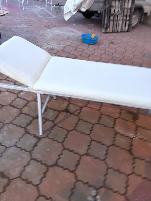 Кушетка,кровать медицинская