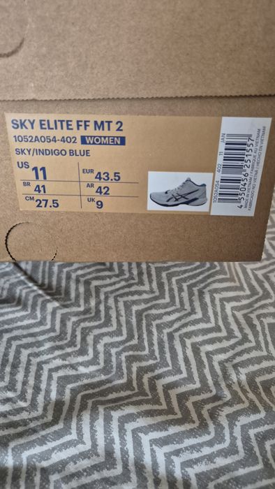 ЧИСТО НОВИ Asics Sky Elite FF MT 2  размер 43.5