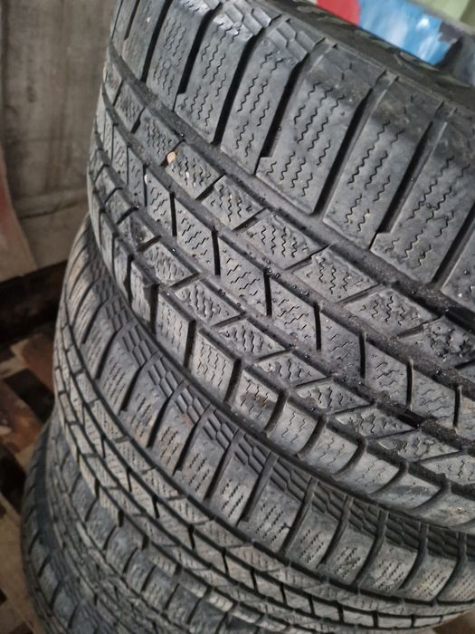 Set anvelope iarna R17 225 55 Continental  profil 7mm