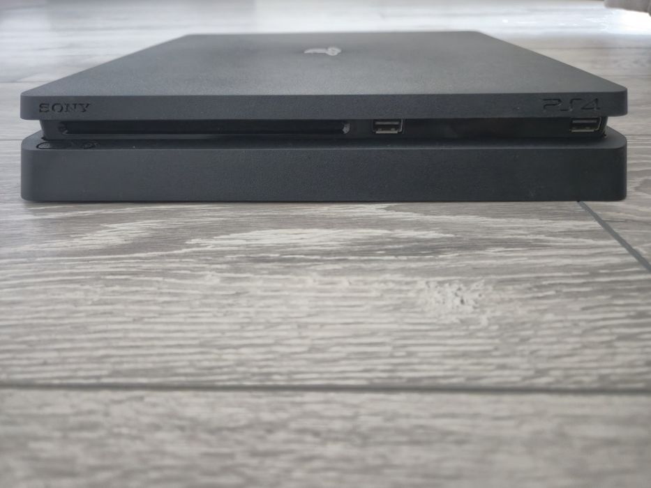 PS4 Slim 1TB+7 jocuri