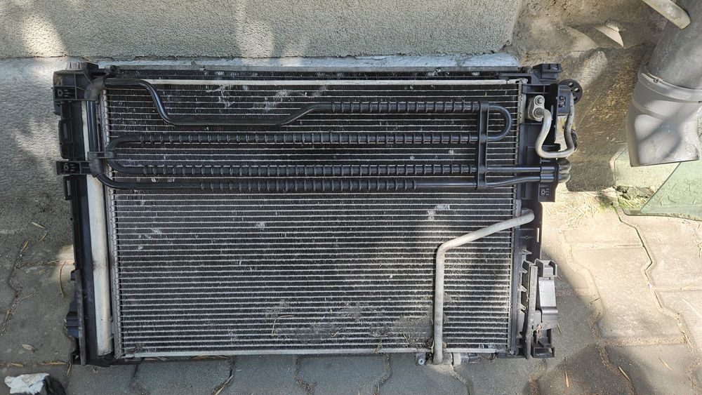 Перка / воден ,климатичен  радиатор и интеркулер за Mercedes W204