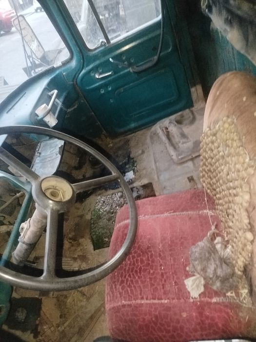 UAZ kabina sotiladi