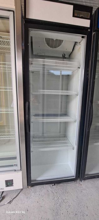 Vitrina frigorifica frigider bauturi