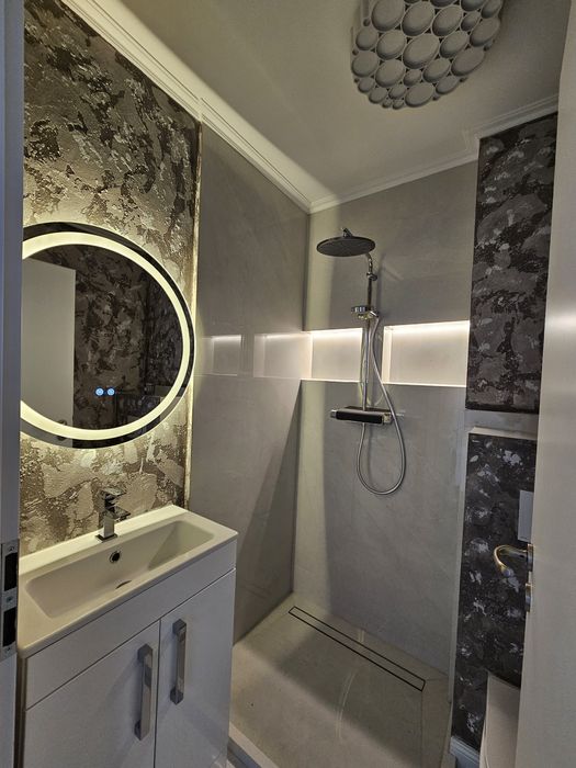 Apartament deosebit cu 4 camere,situat în centrul orașului  Arad