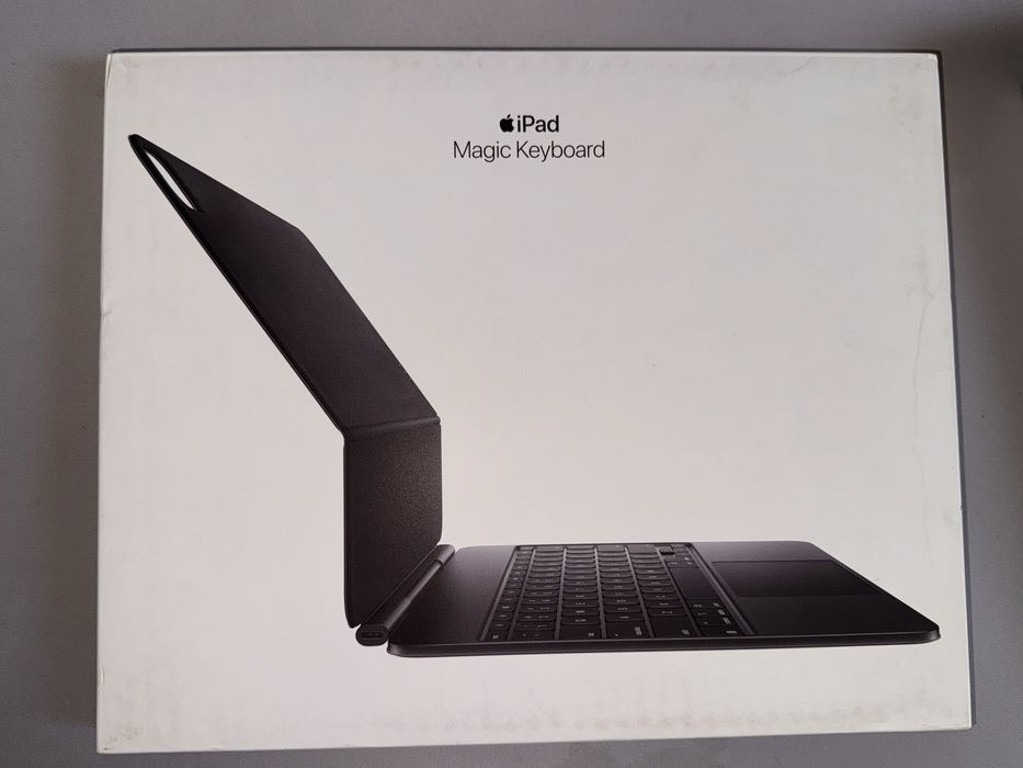 Magic key board & Apple pencil