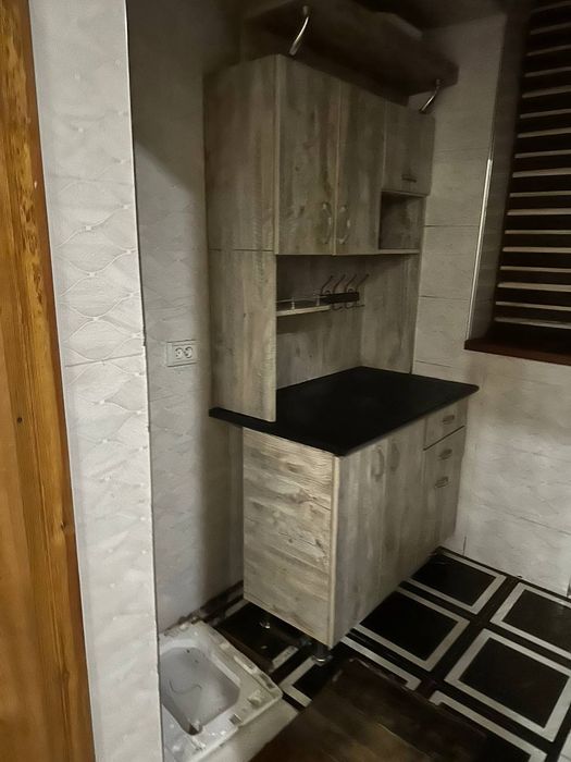 Самарканд шахар парцезд кучасида 3хона килинган под офис сотилмокда