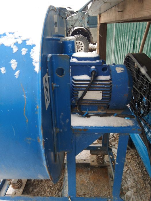 Продам вытишку 220 в