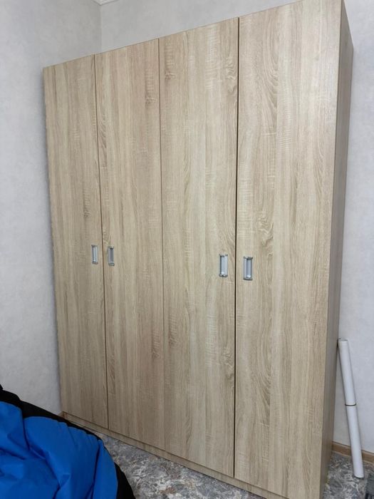 Шкаф в гостиную